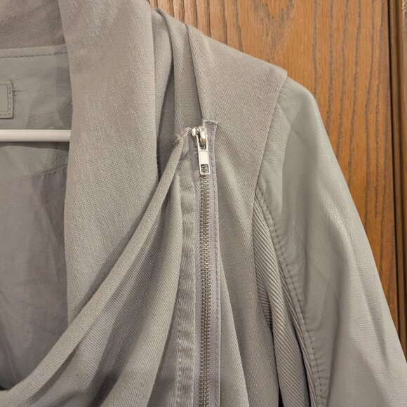 BlankNYC Gray Faux Leather Drape Asymmetrical Moto Zip Jacket/Shirt-Size Medium - Picture 2 of 4